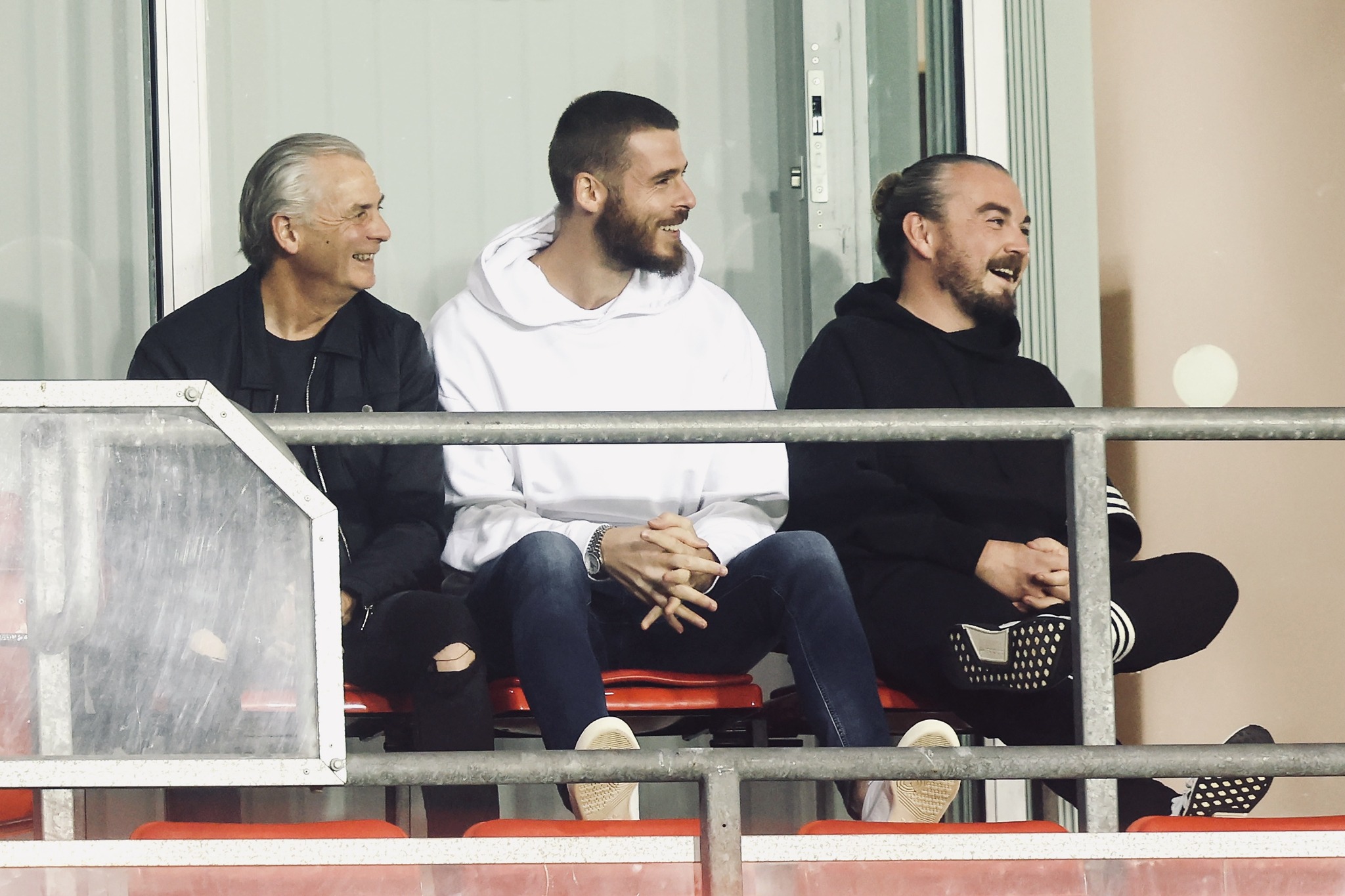 onana-nghi-thi-dau-dai-han-hlv-ten-hag-xac-nhan-dua-de-gea-tro-lai