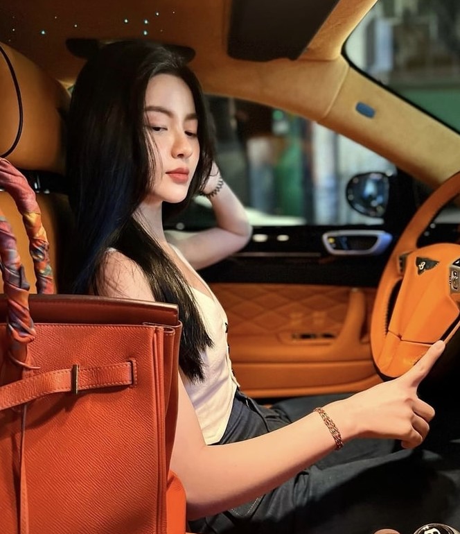 can-canh-nhan-sac-vo-sap-cuoi-cua-quang-hai-chi-1-diem-du-de-duoc-khen-xinh-hon-vo-van-hau