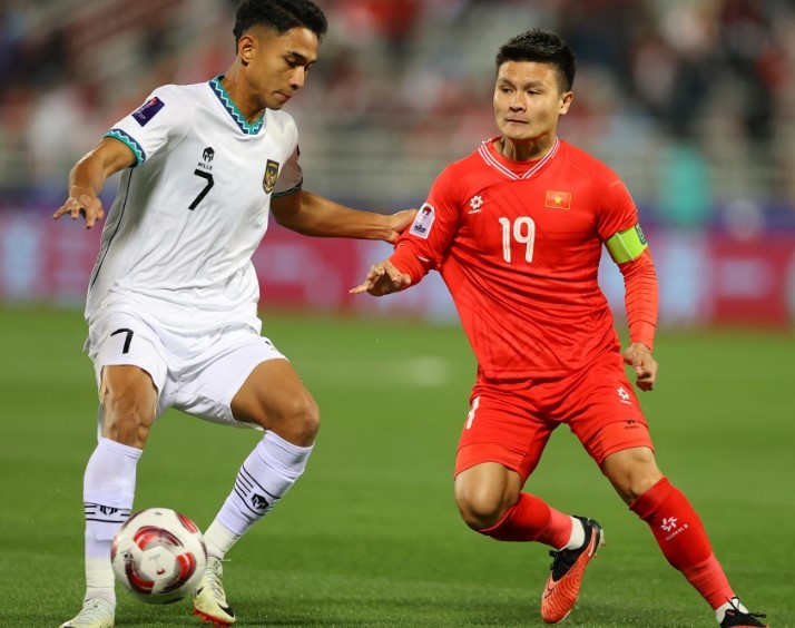 hlv-shin-khiem-ton-bat-ngo-cho-rang-doi-nha-gap-may-nen-thang-dt-viet-nam