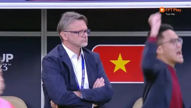 hlv-troussier-ghi-2-ban-truoc-nhat-ban-chua-phai-thanh-tich-dtvn-khong-duoc-tu-man